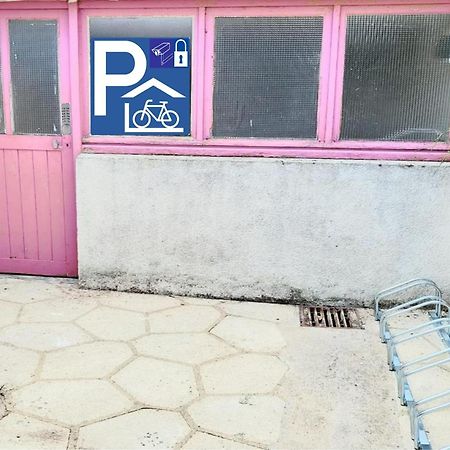 Appart 4 Chambres Parking Voitures Velos 10Min Blois Esterno foto