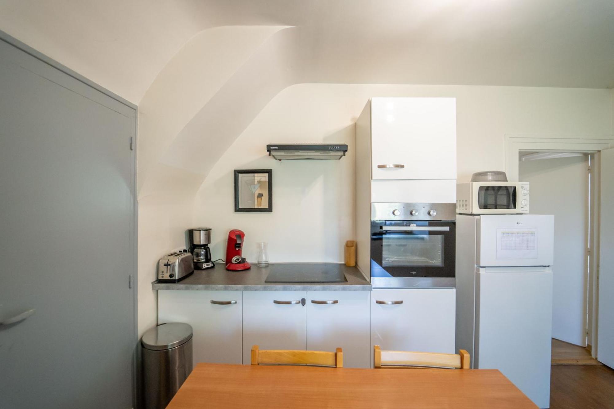 Appart 4 Chambres Parking Voitures Velos 10Min Blois Esterno foto