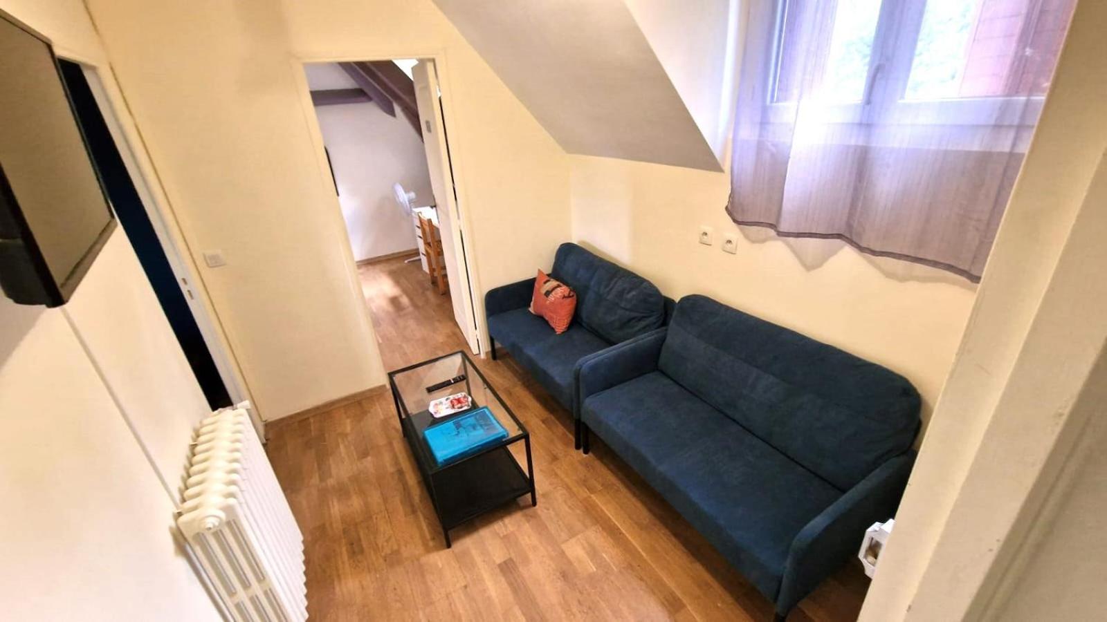 Appart 4 Chambres Parking Voitures Velos 10Min Blois Esterno foto